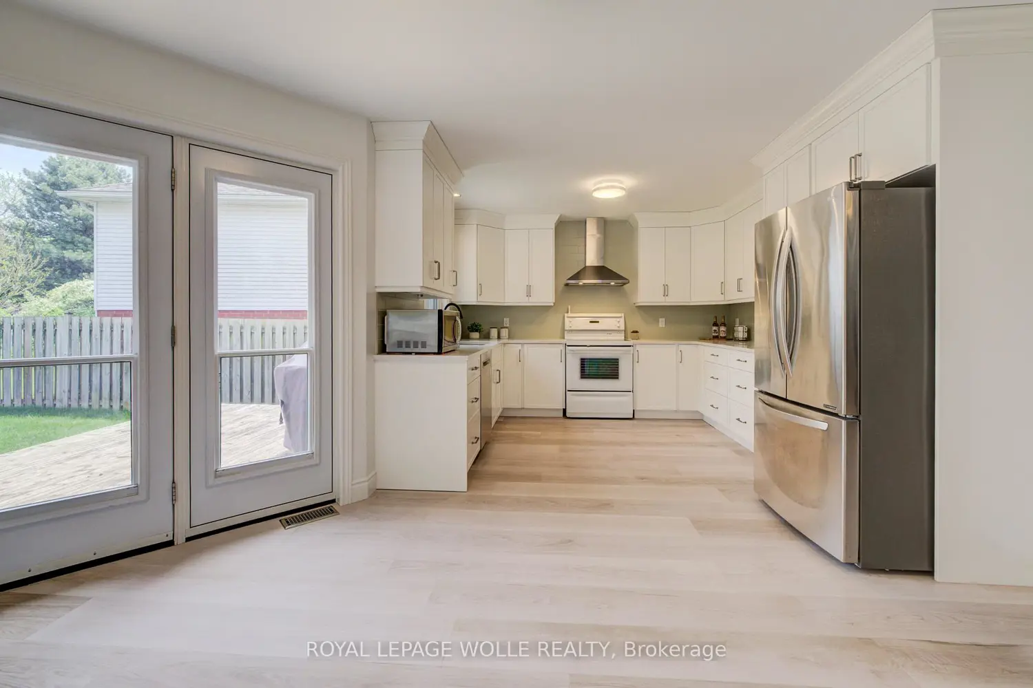 464 Northlake Drive photo 5