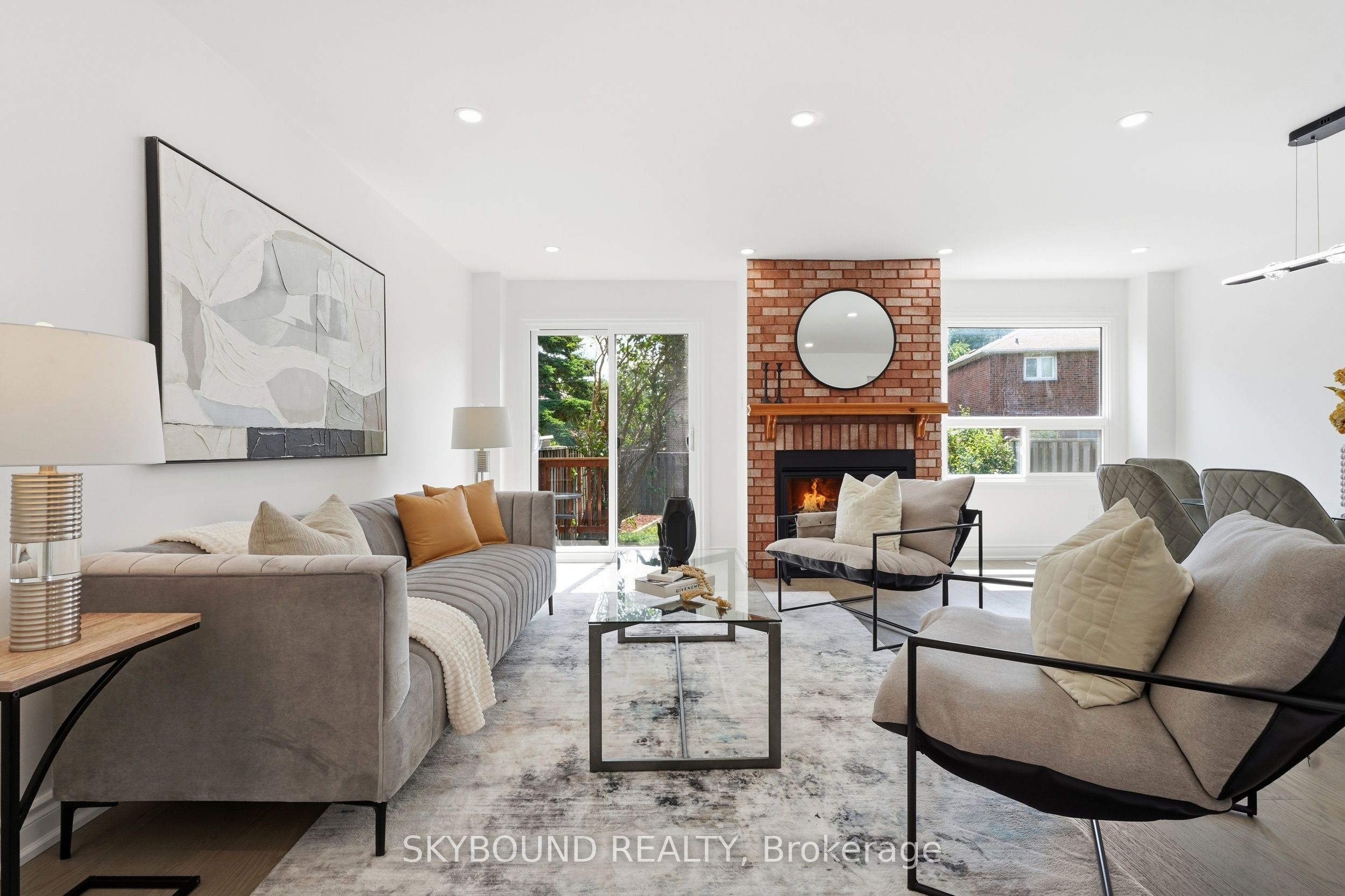 720 Whitfield Terrace, Mississauga, ON, L5R 3H8