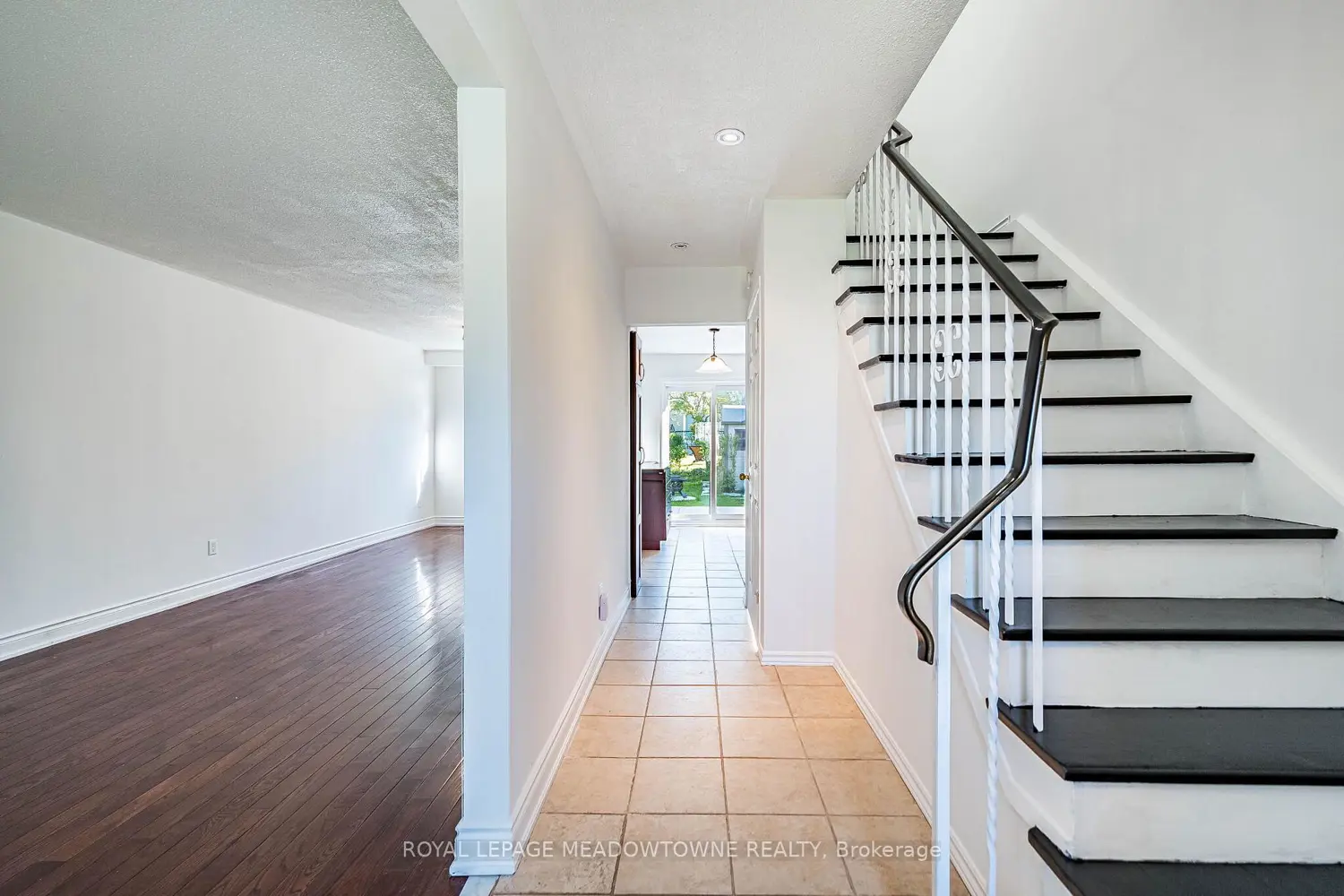 2155 Pashak Court photo 3