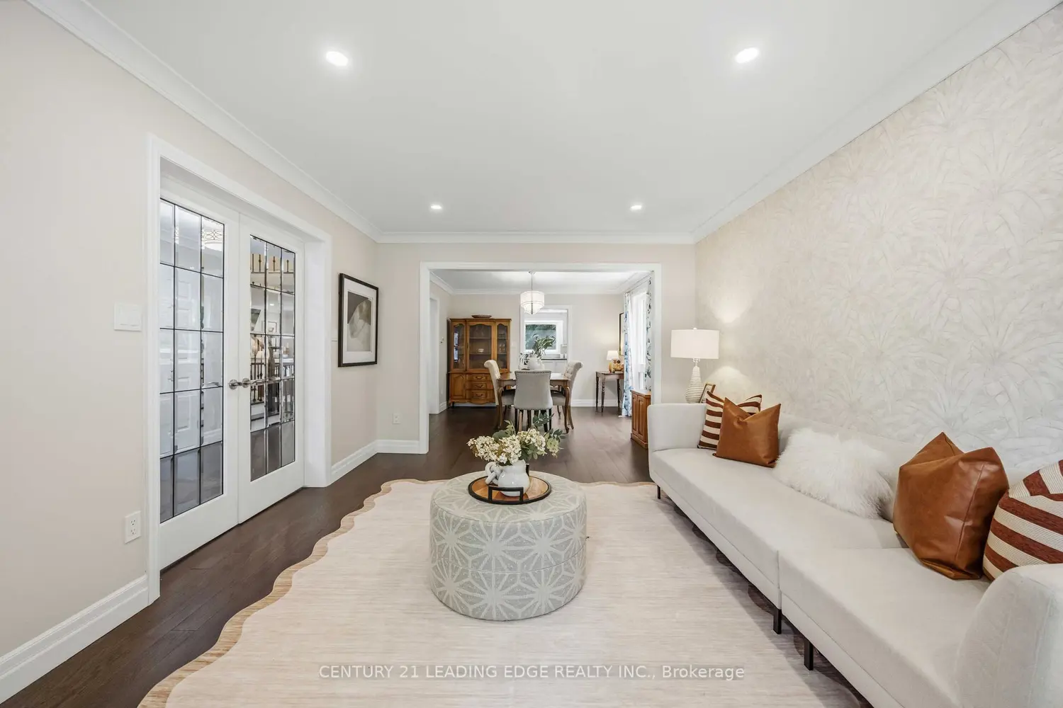 55 Mccarty Crescent photo 3