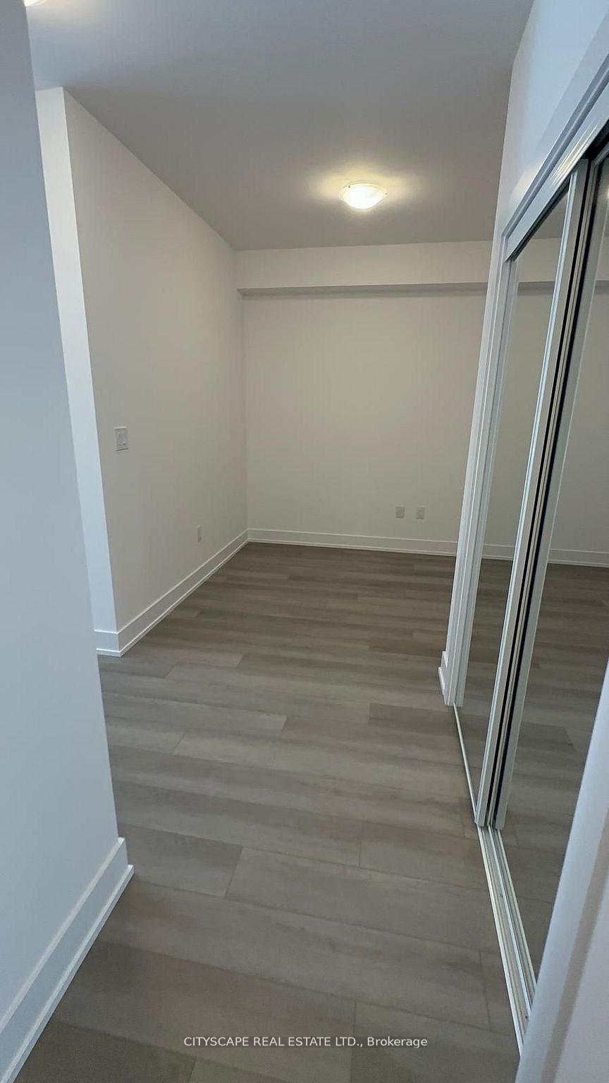 715-460 Dundas Street E, Hamilton, ON, L8B 2A5 photo 5