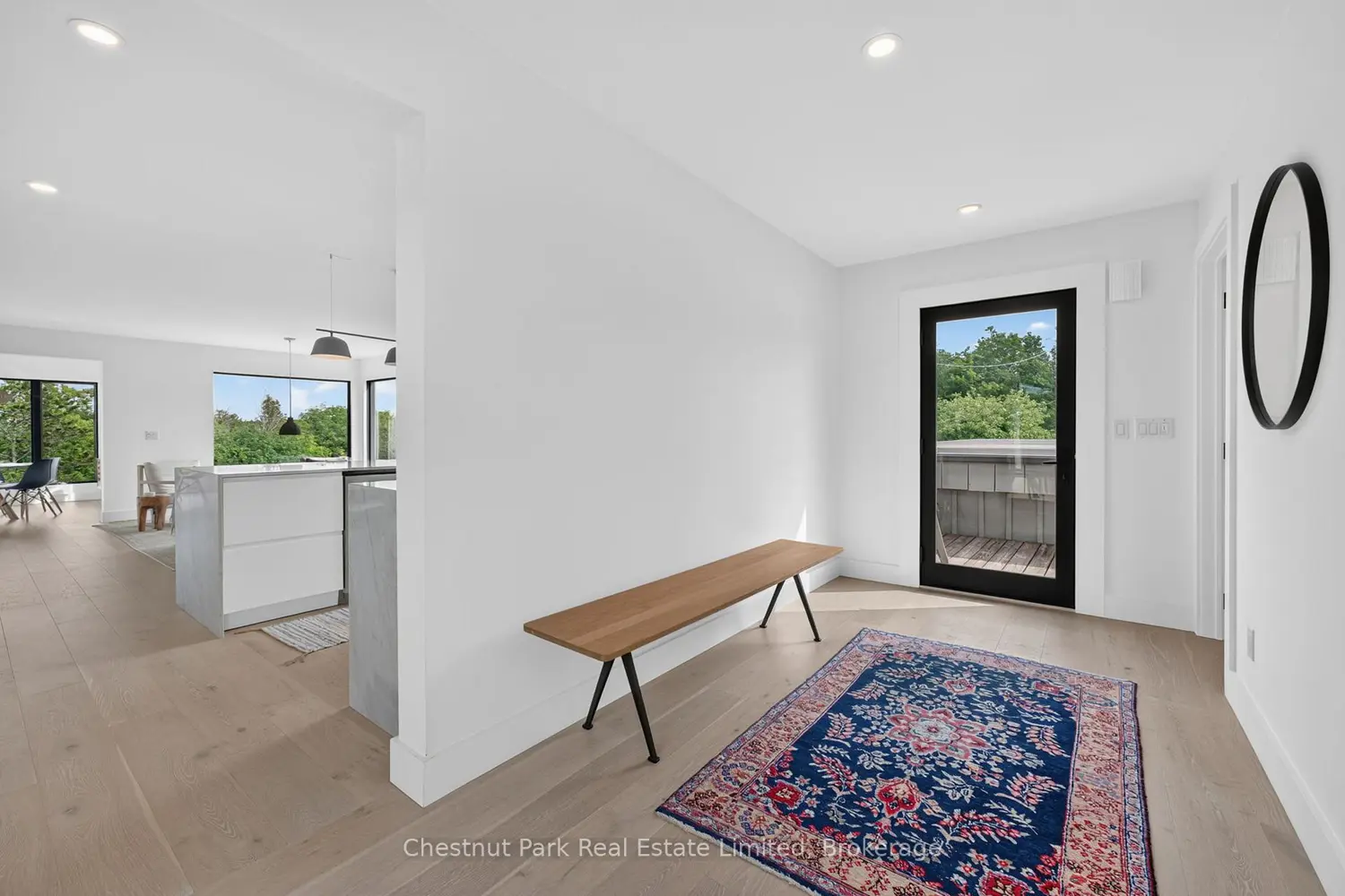 745 Crowes Road photo 2