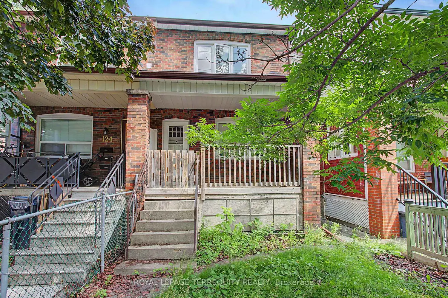 122 Ascot Avenue photo 3