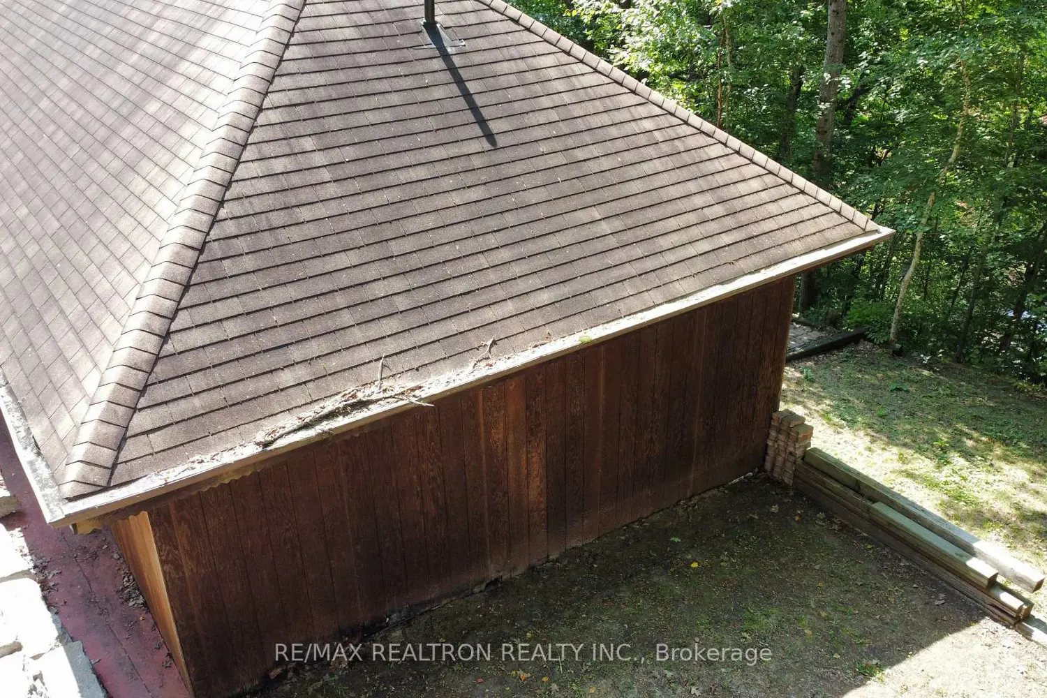1030 Mccabe Road photo 3