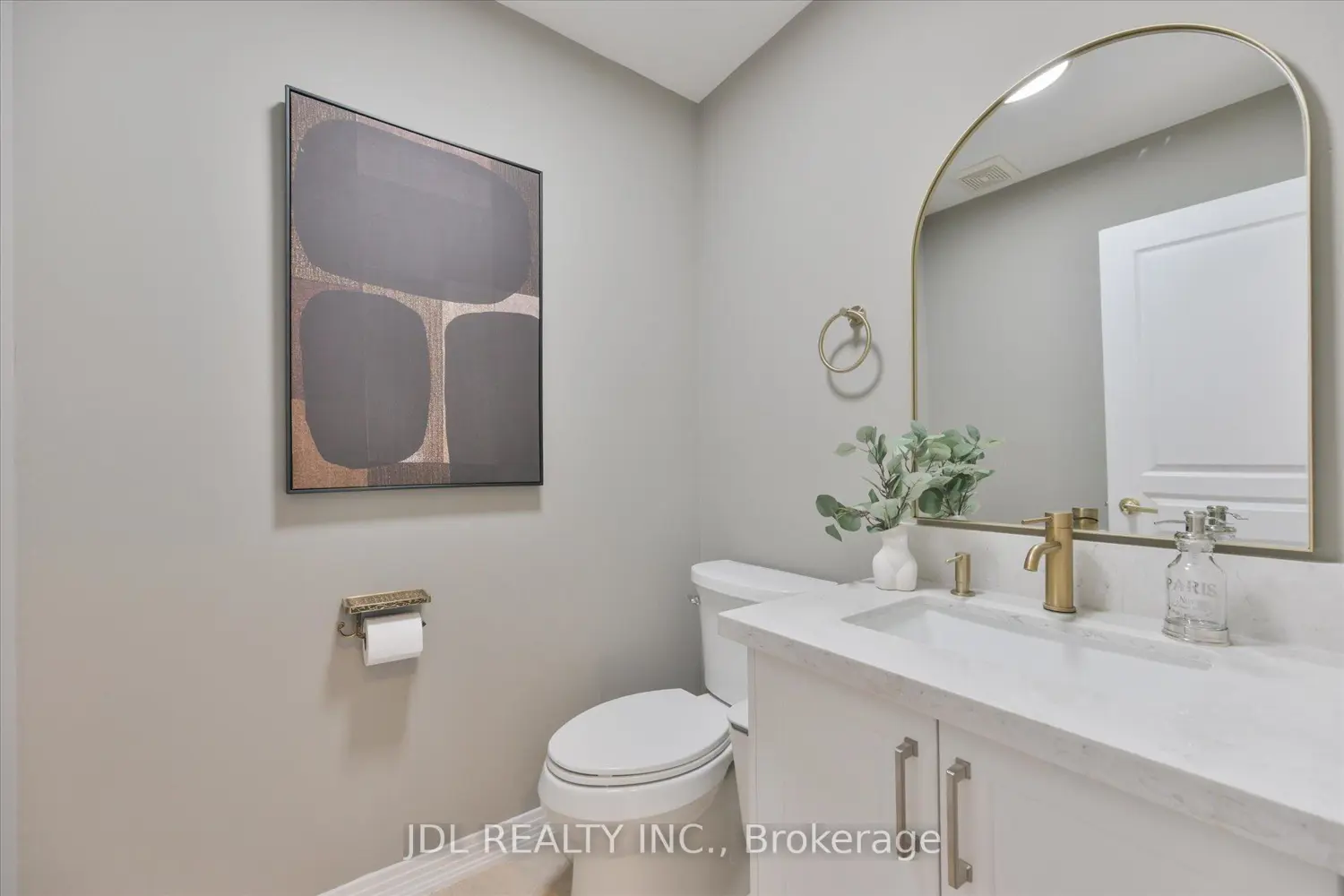 35 Stoneheath Crescent photo 5