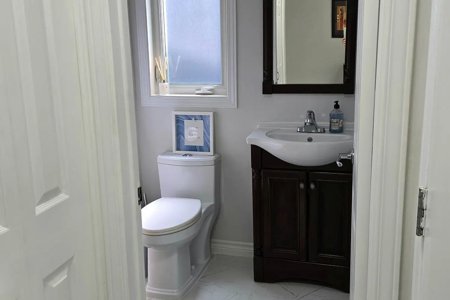 61 Hawley Crescent photo 2