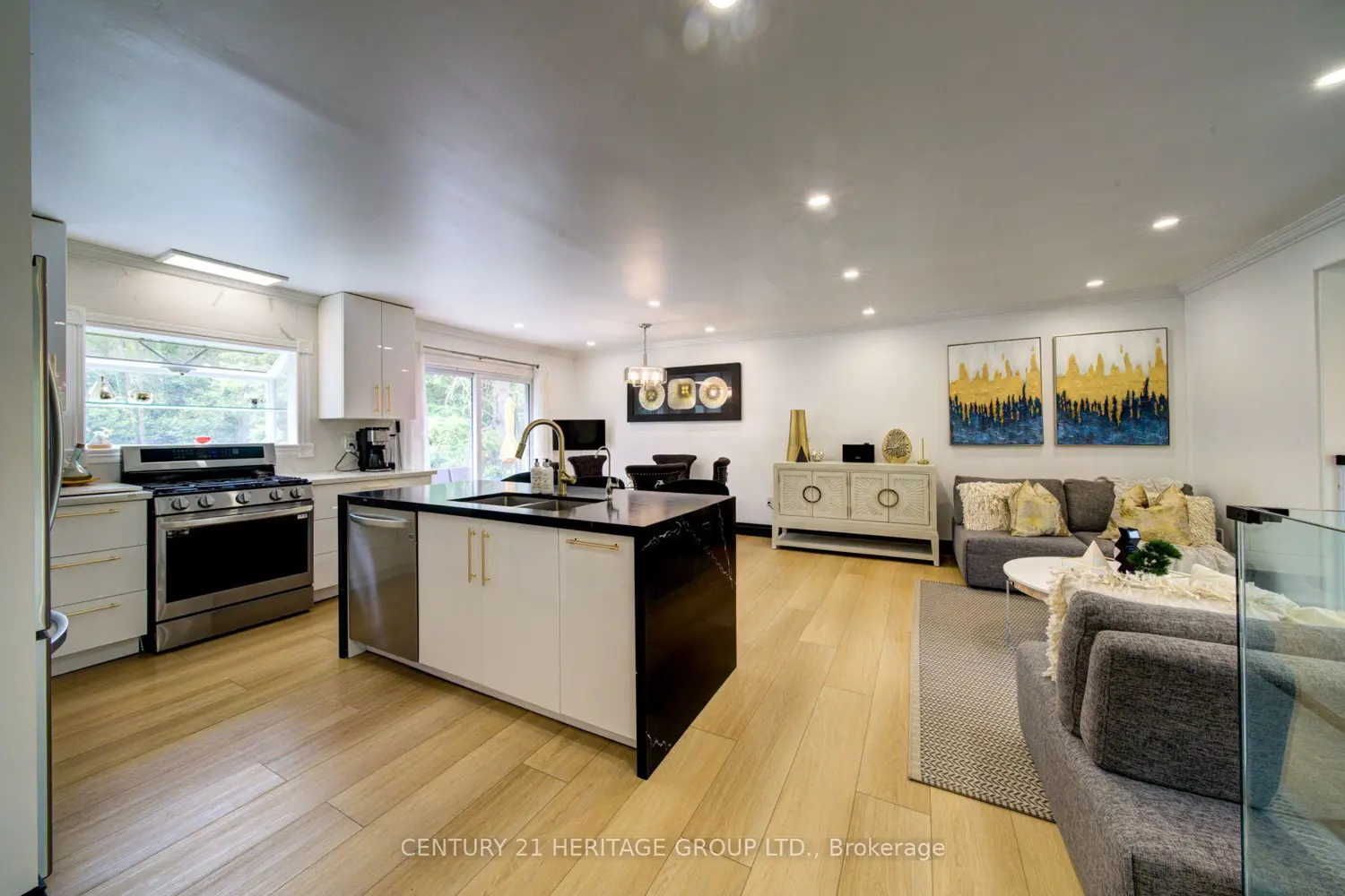 1151 Birch Road photo 5