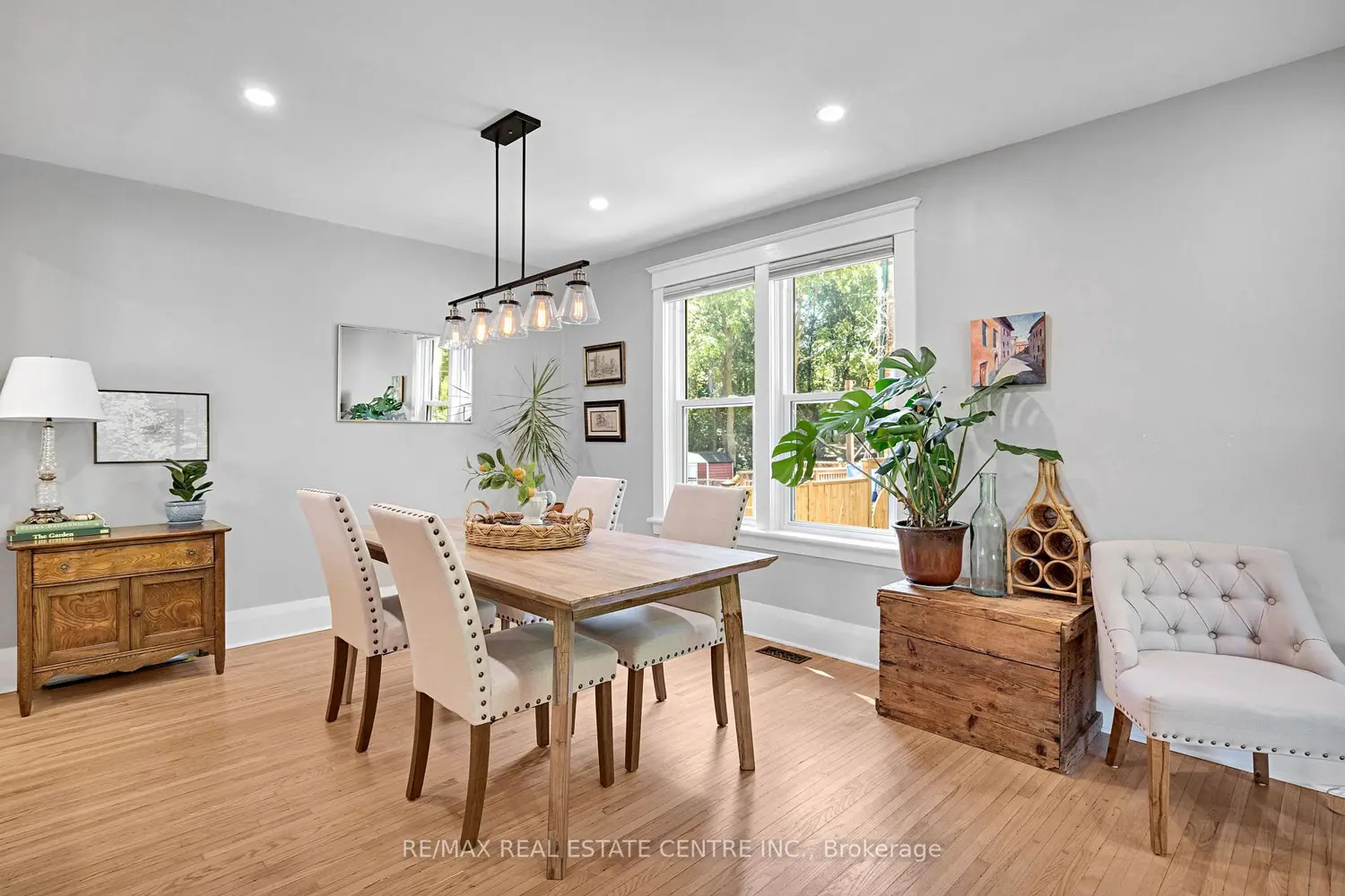 18 Mcalpine Avenue photo 4