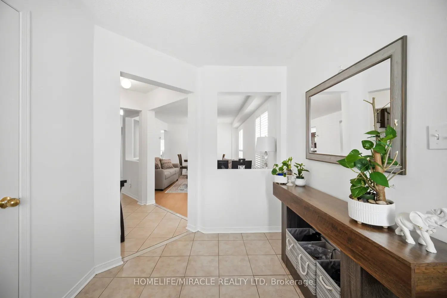 16 Capistro Street photo 3