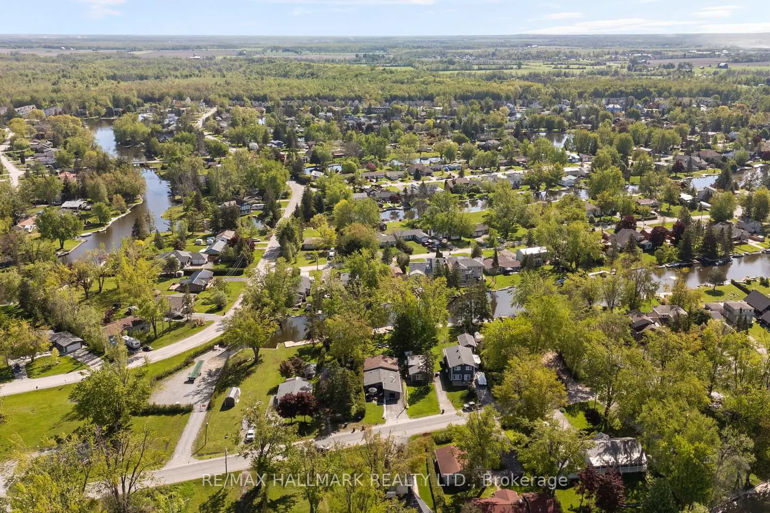95 Lake Avenue photo 3