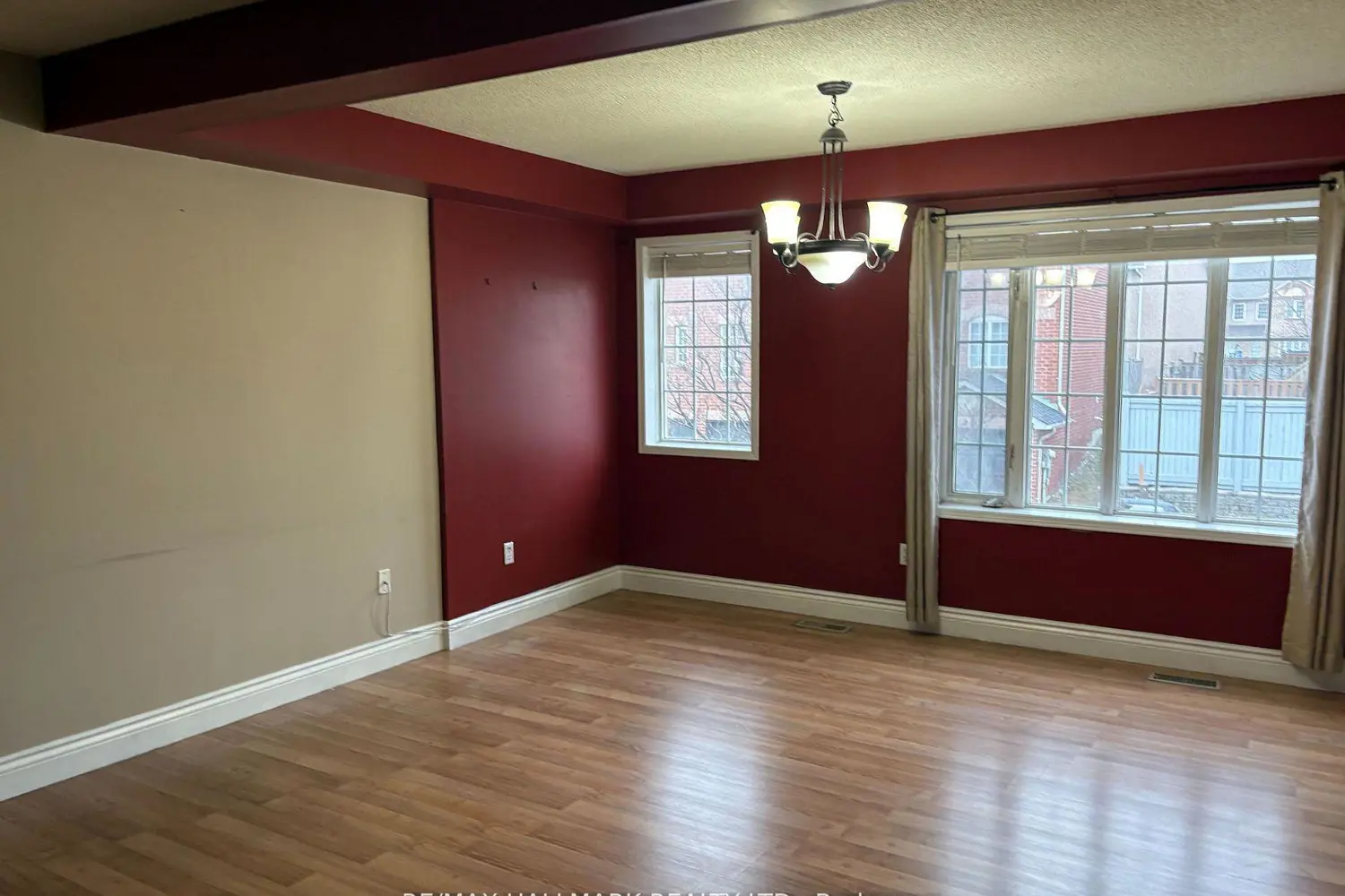 138 Spadina Road photo 3