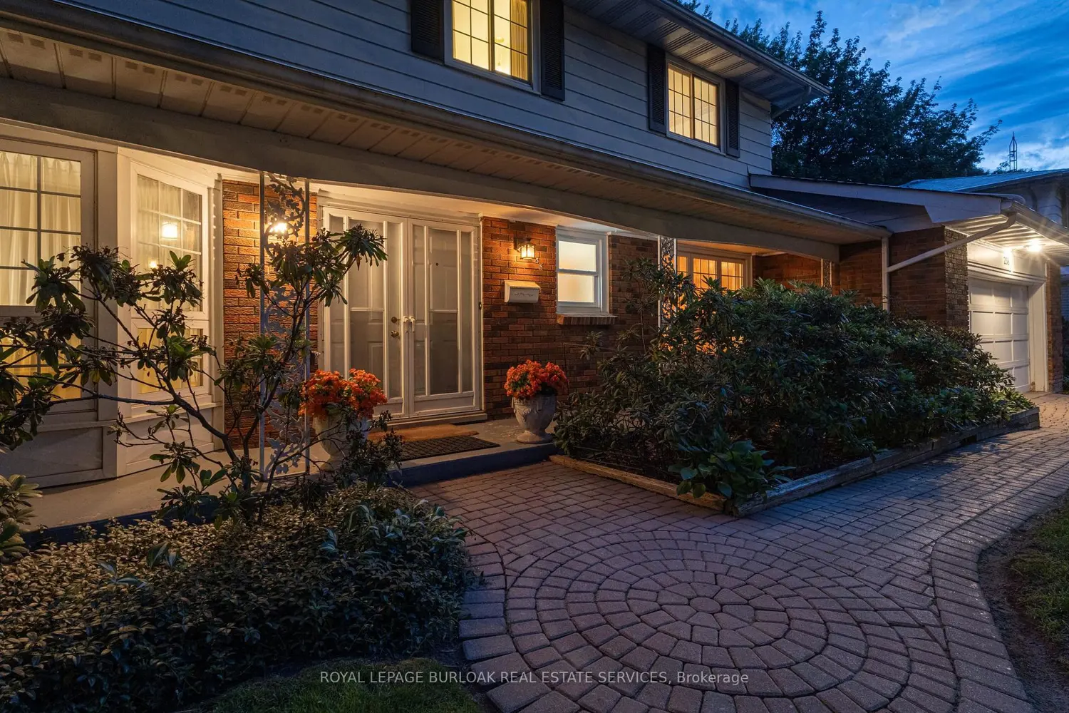 258 Camelot Drive photo 2