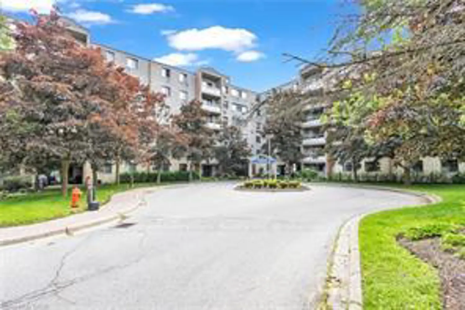 93 Westwood Road 206