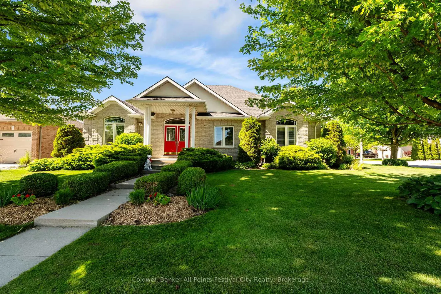 136 Bethune Crescent