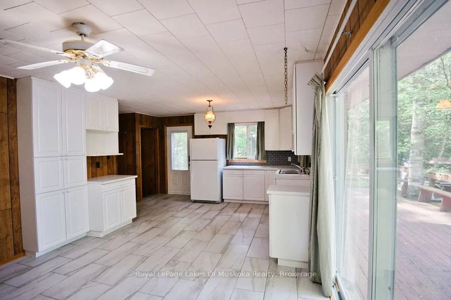 764 Skyline Drive B photo 3