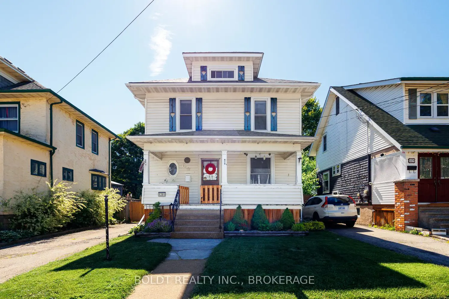 5285 Third Avenue photo 2
