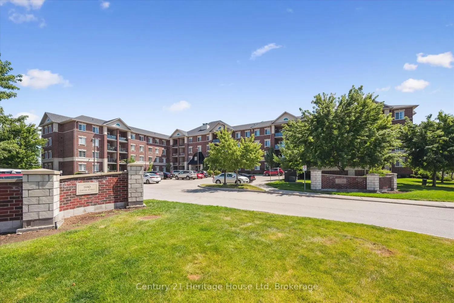 1440 Gordon Street 404