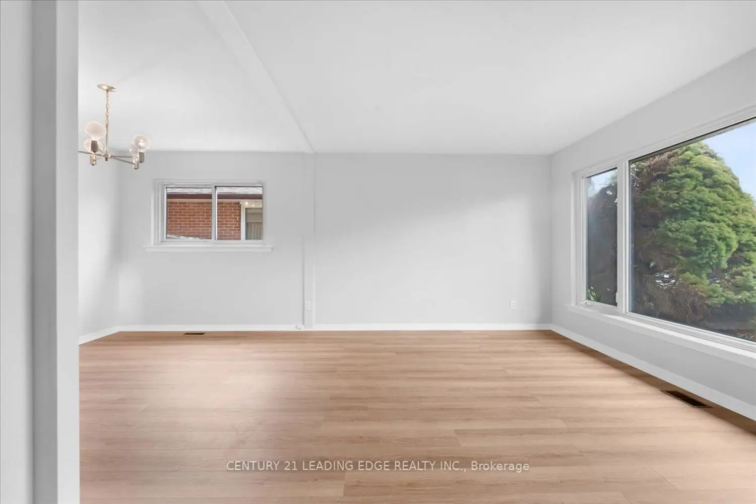 201 Mcmurchy Avenue photo 2