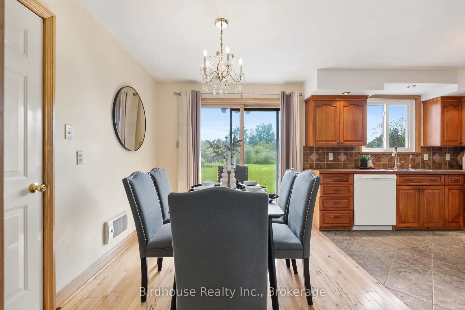 36 Cameron Road photo 3