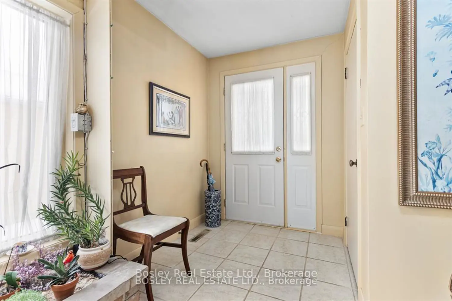 380 D'arcy Street photo 5