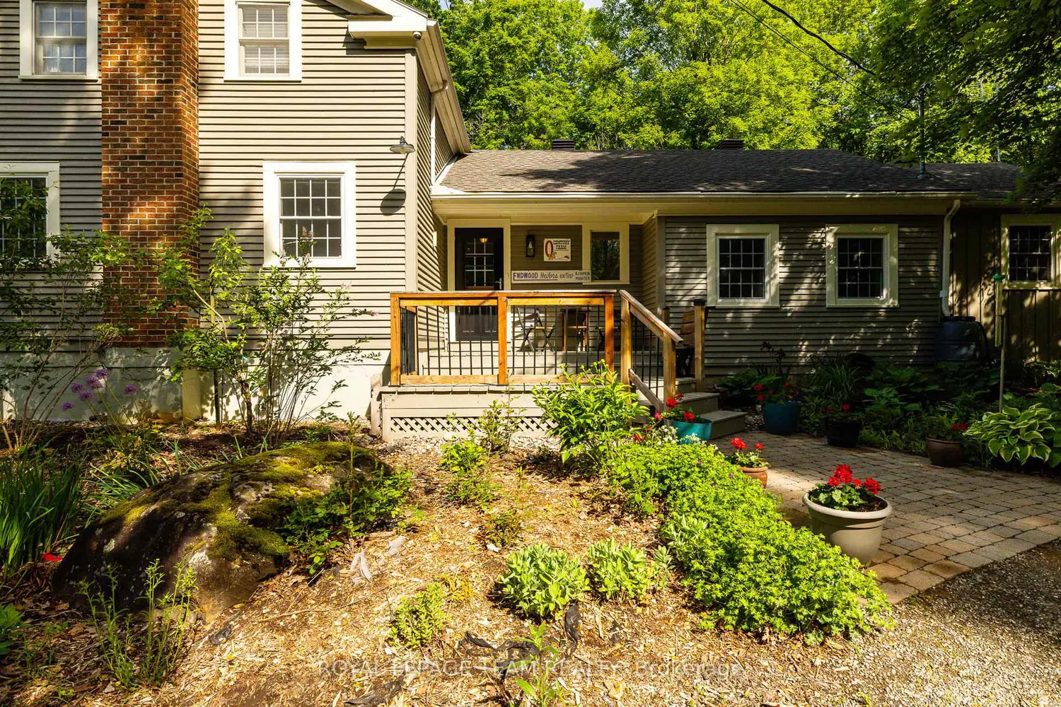 373 Craig Road photo 5