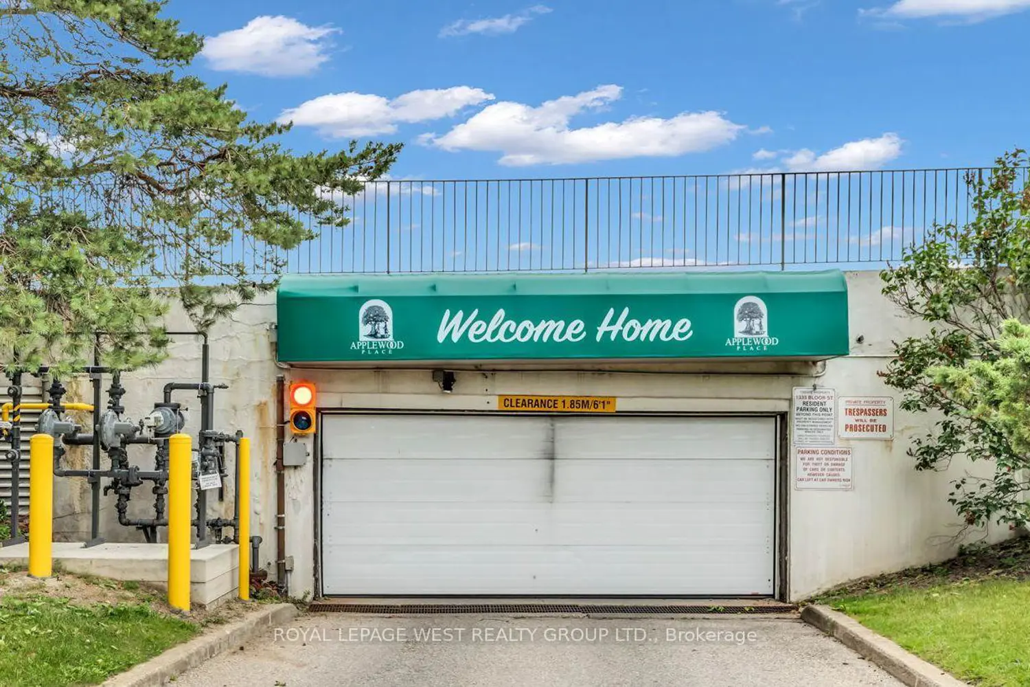 1333 Bloor Street 1014 photo 2