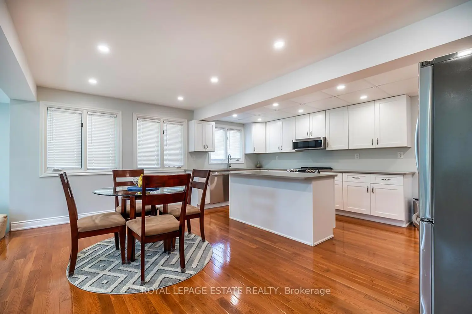103 Aylesworth Avenue photo 3