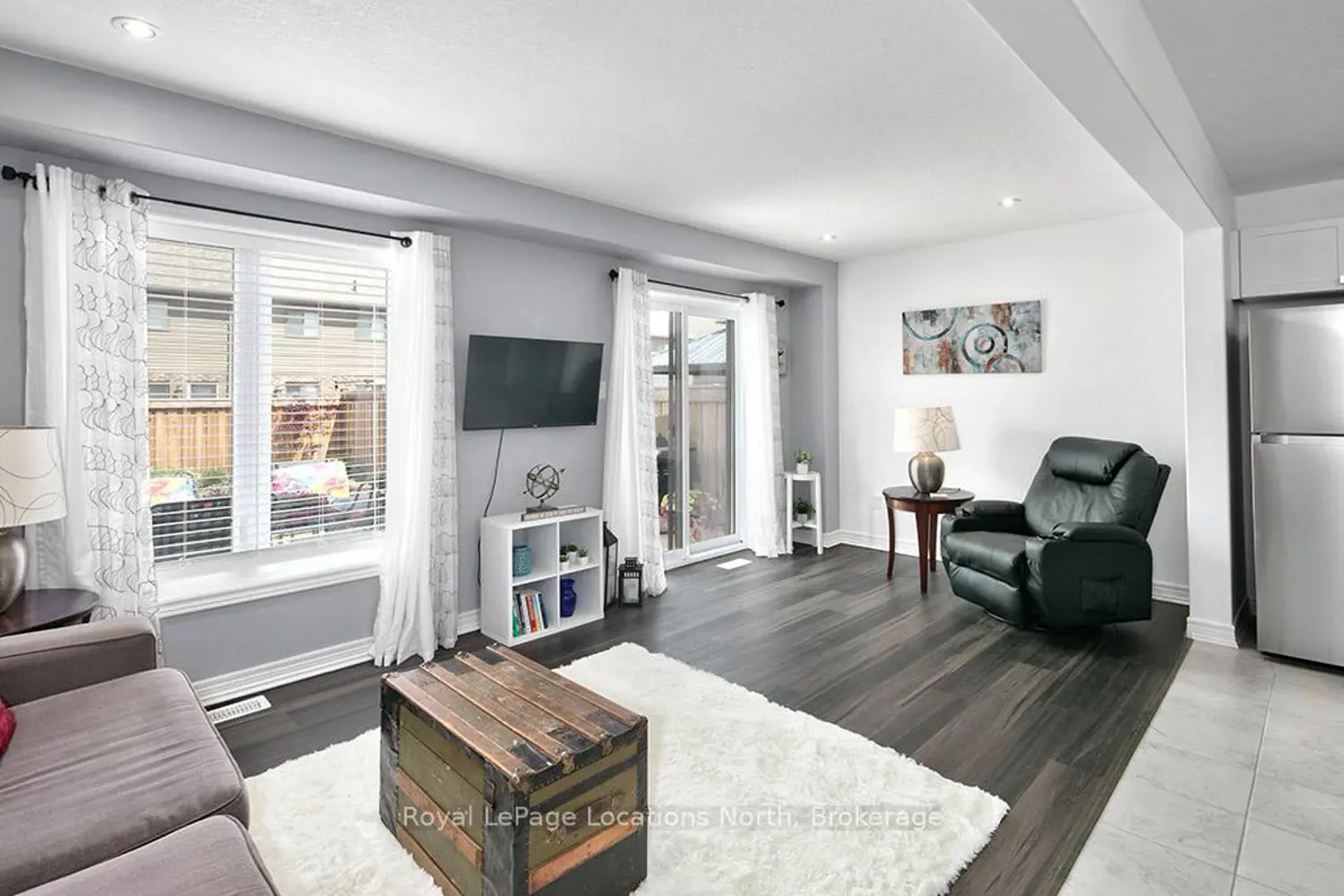 38 Plewes Drive photo 5