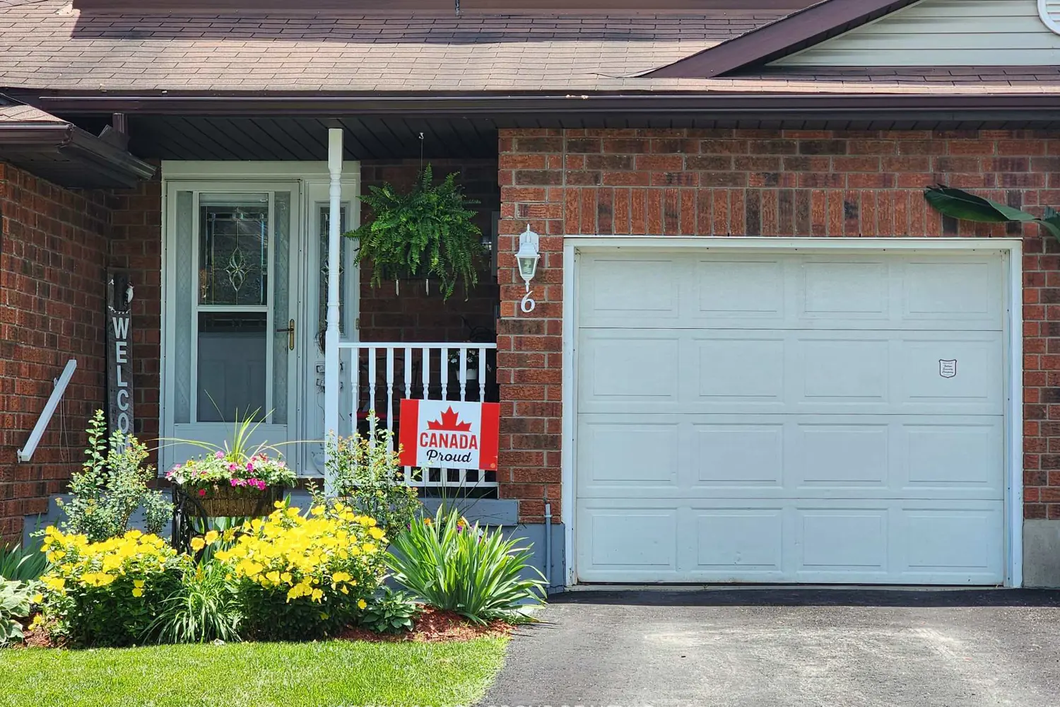 6 Wilmot Young Place photo 2