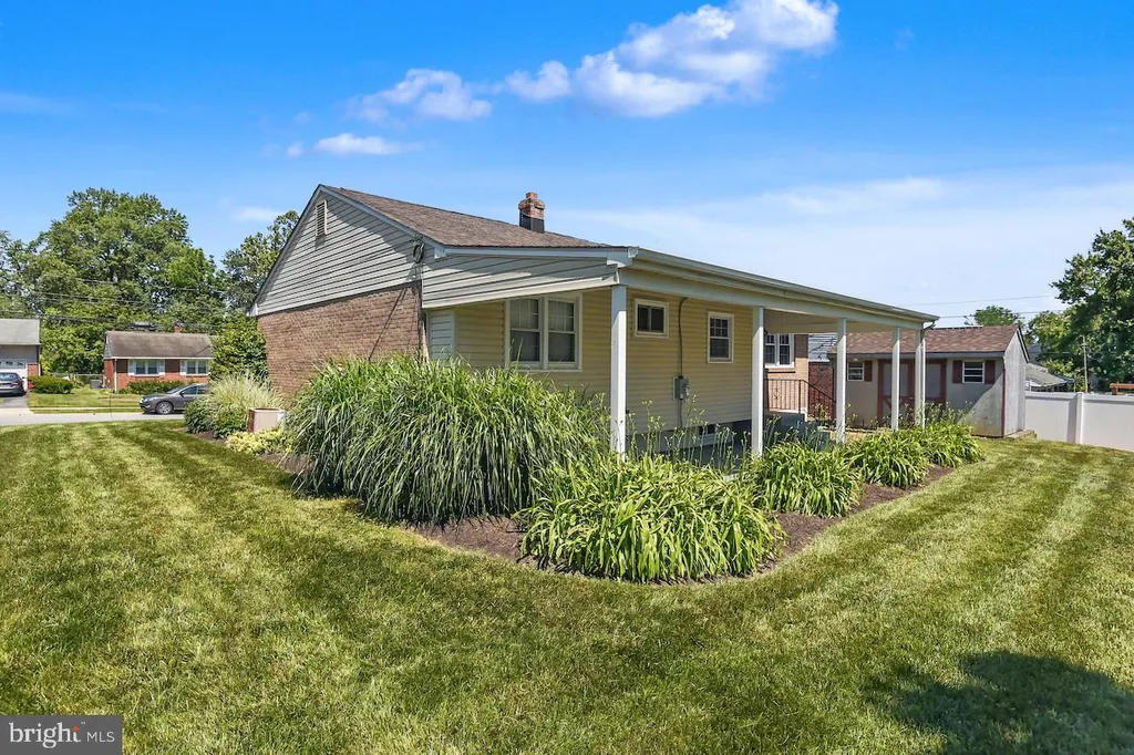 105 Macarthur Drive, Wilmington, DE 19804 photo 4