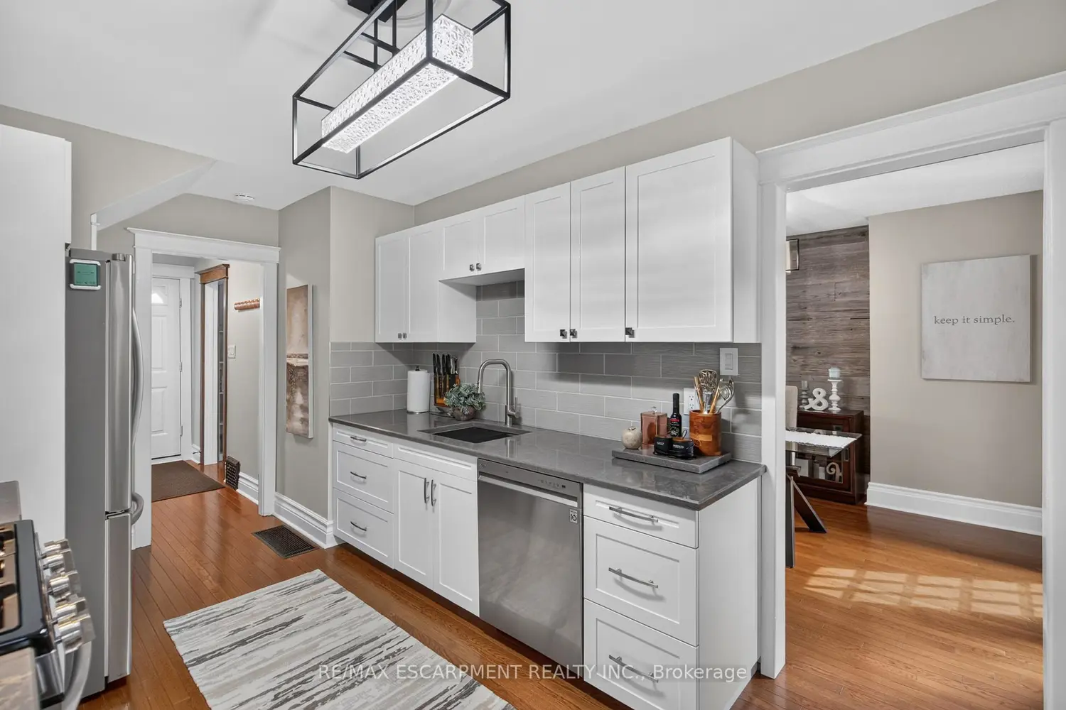 55 Cameron Avenue photo 4