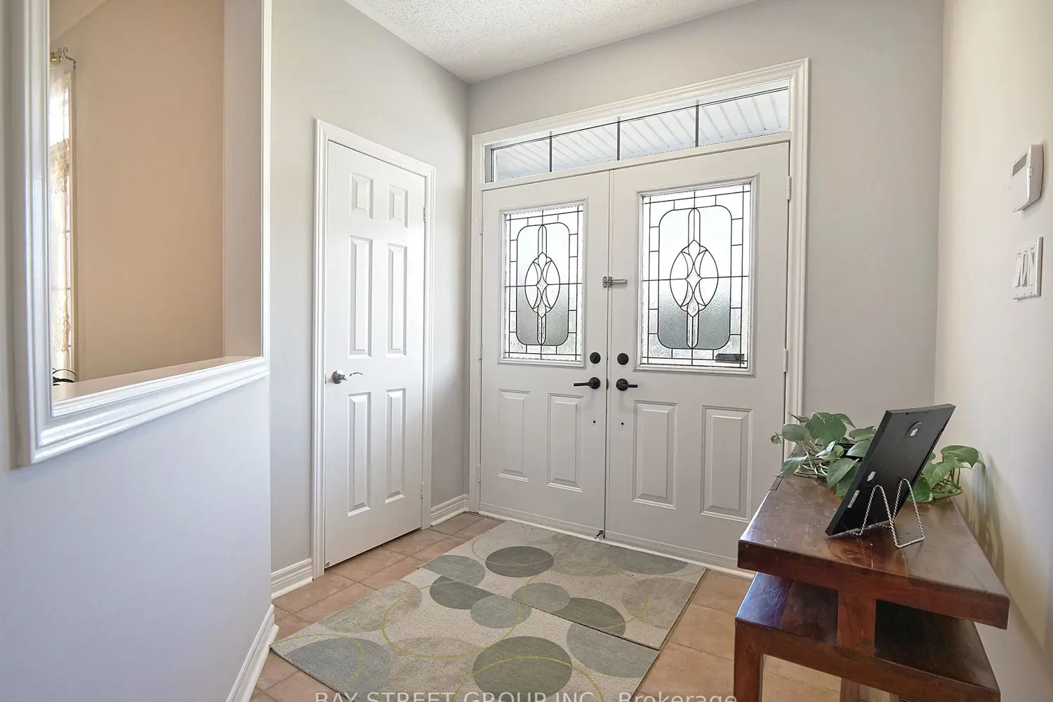 346 Castan Avenue photo 4