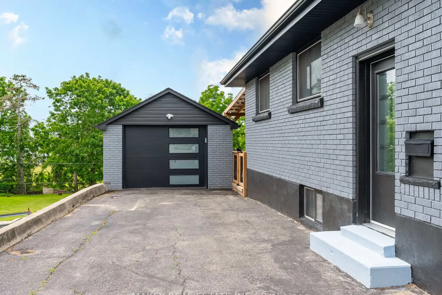 69 Clarke Street photo 4