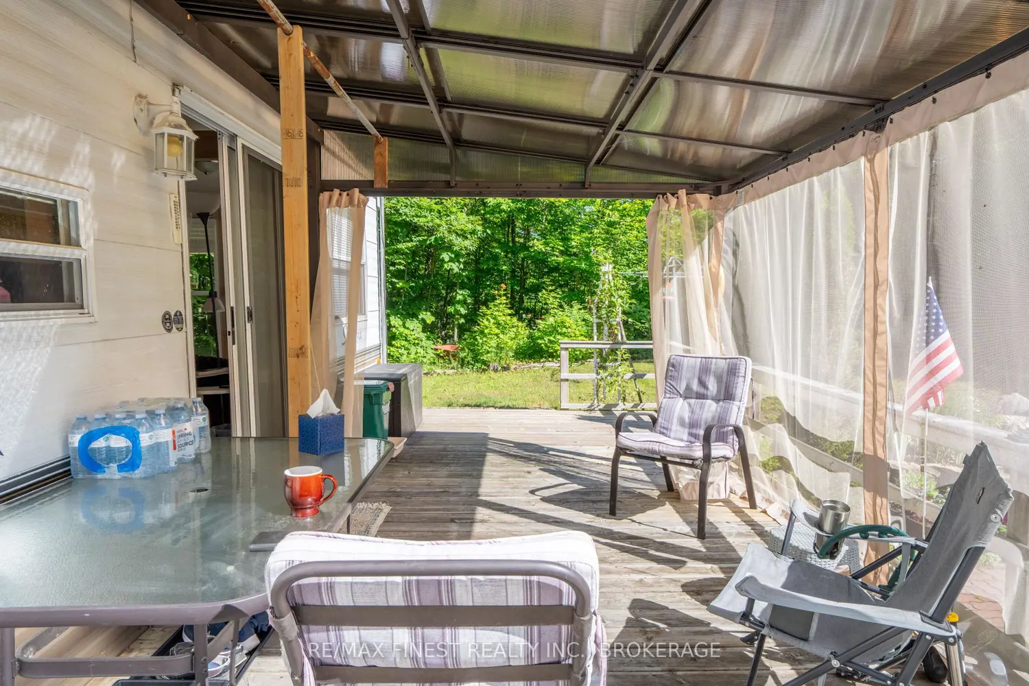 1059 Northview Lane photo 4