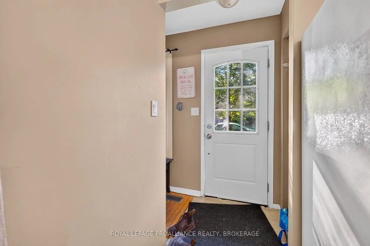 102 Calderwood Drive photo 5