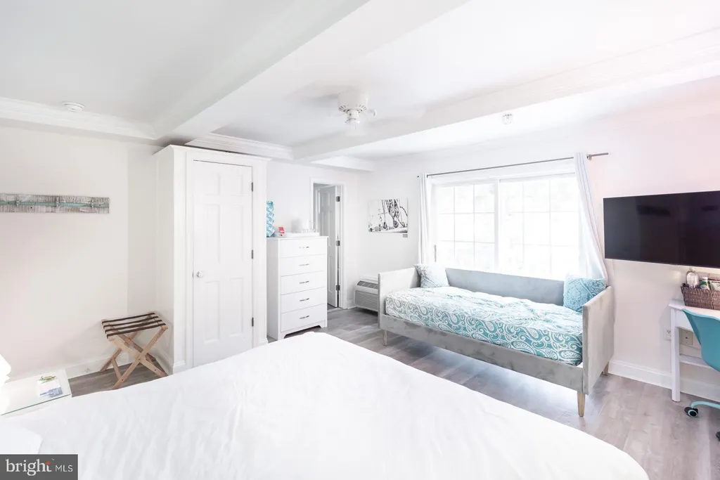 34 6th Street, Rehoboth Beach, DE 19971