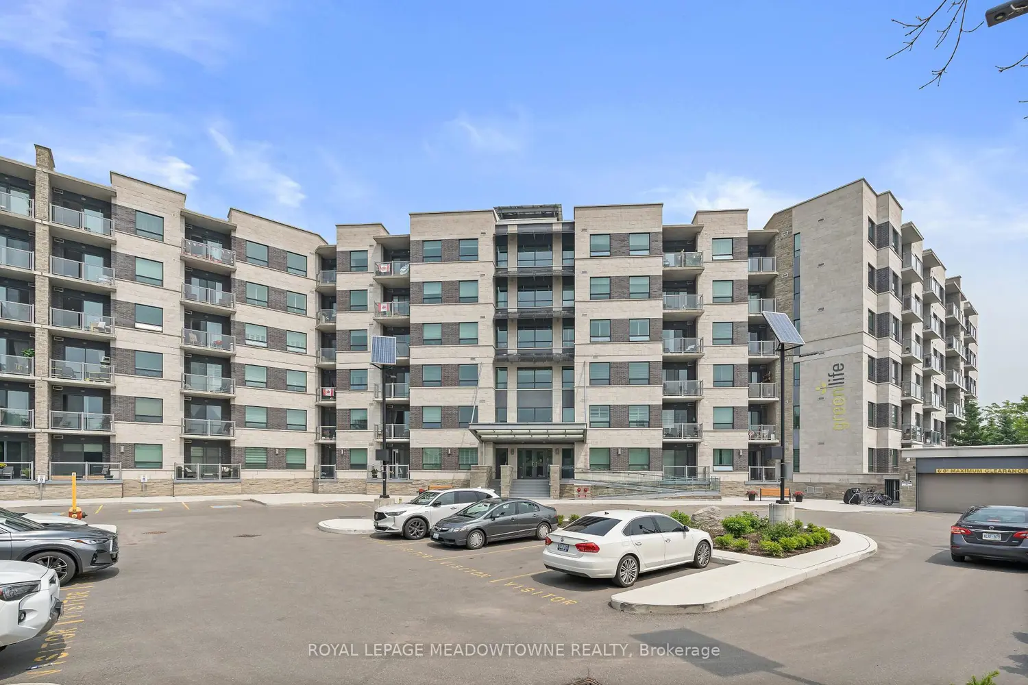 383 Main Street 405 photo 2