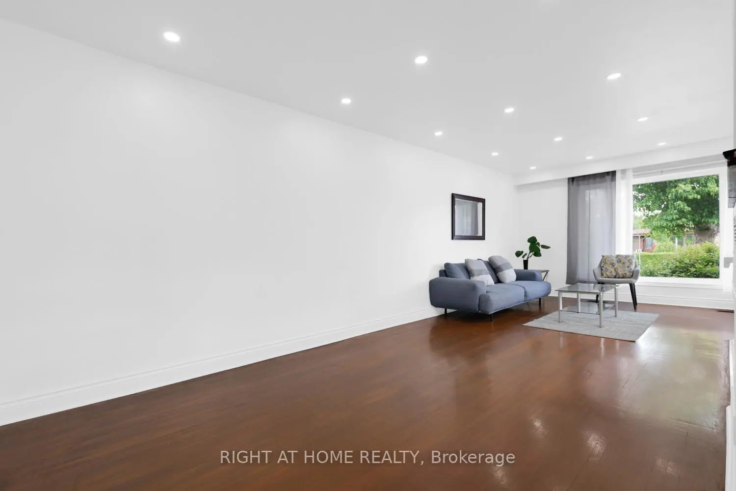 31 Frankton Crescent photo 4