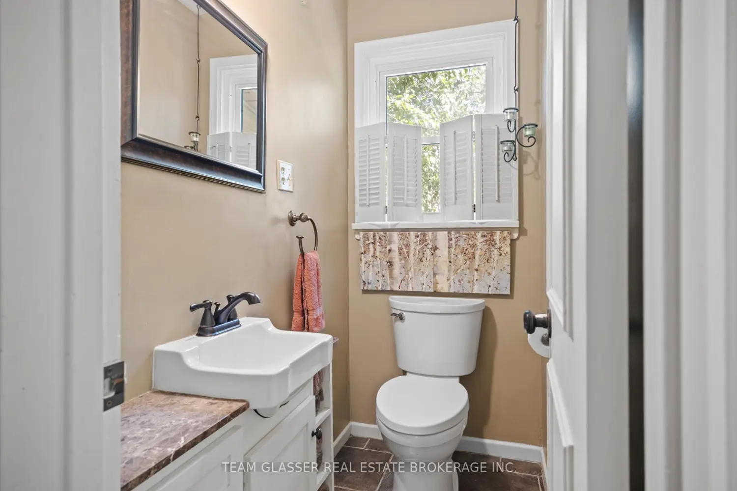 20 Parkview Drive photo 4
