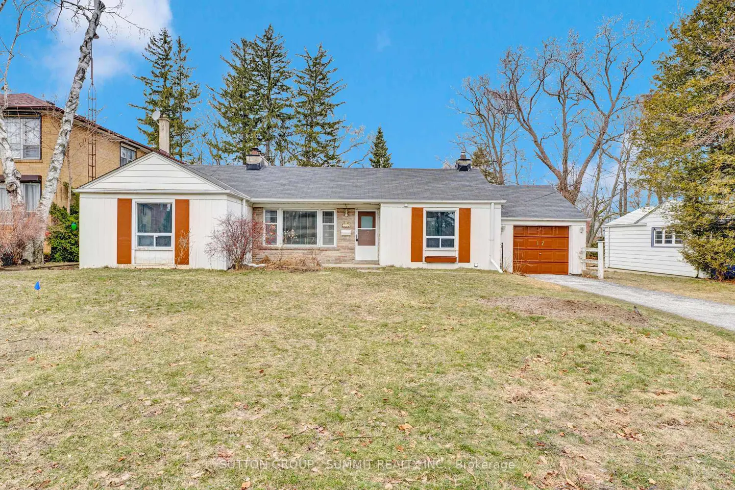 17 Ben Machree Drive photo 4