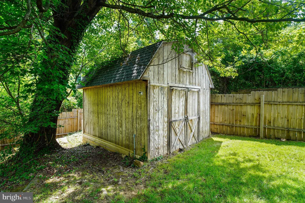 12923 Cherrywood Lane, Bowie, MD 20715