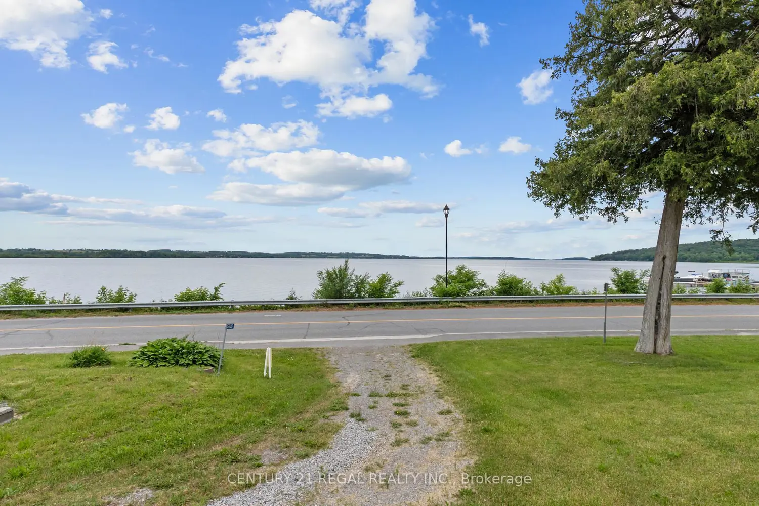 5026 Rice Lake Dr Drive photo 2