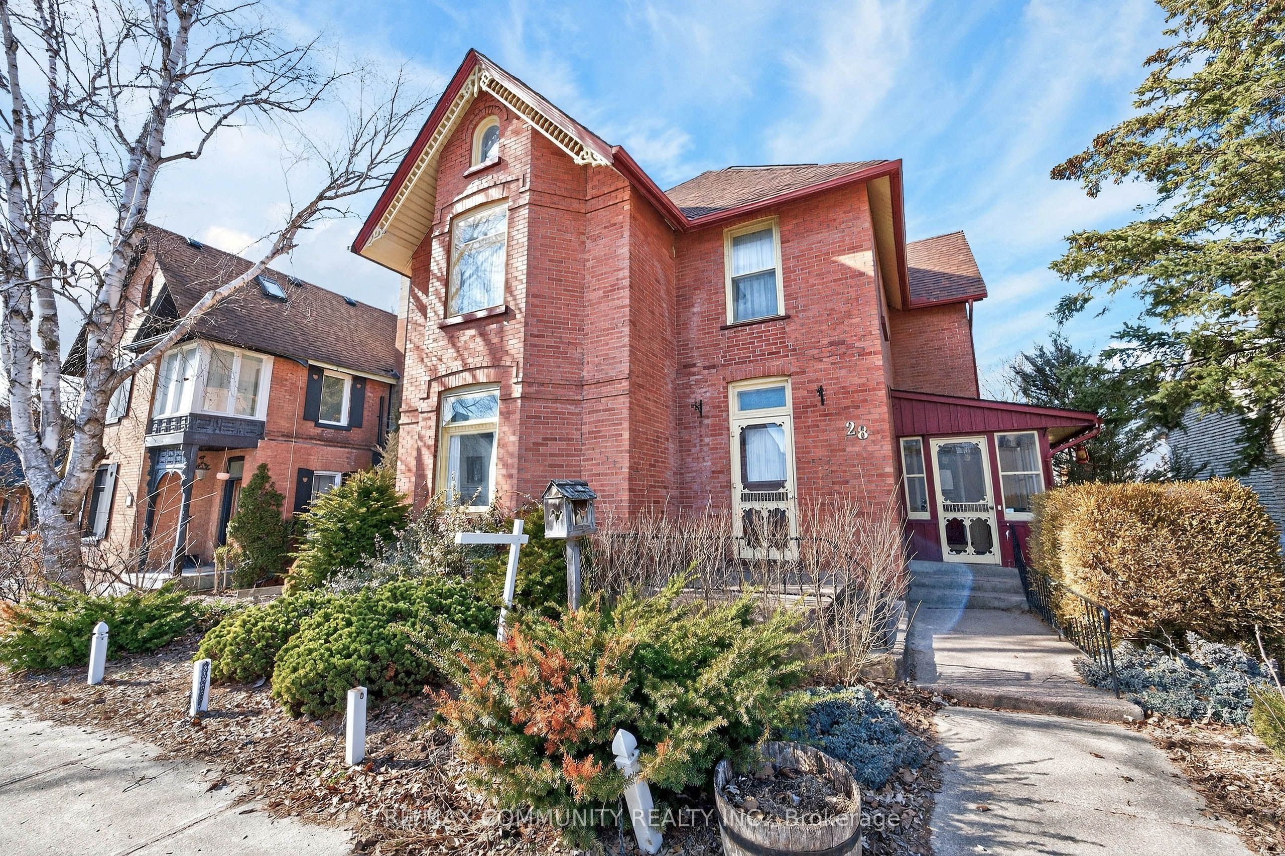 28 Queen Street, Innisfil, ON, L0L 1L0