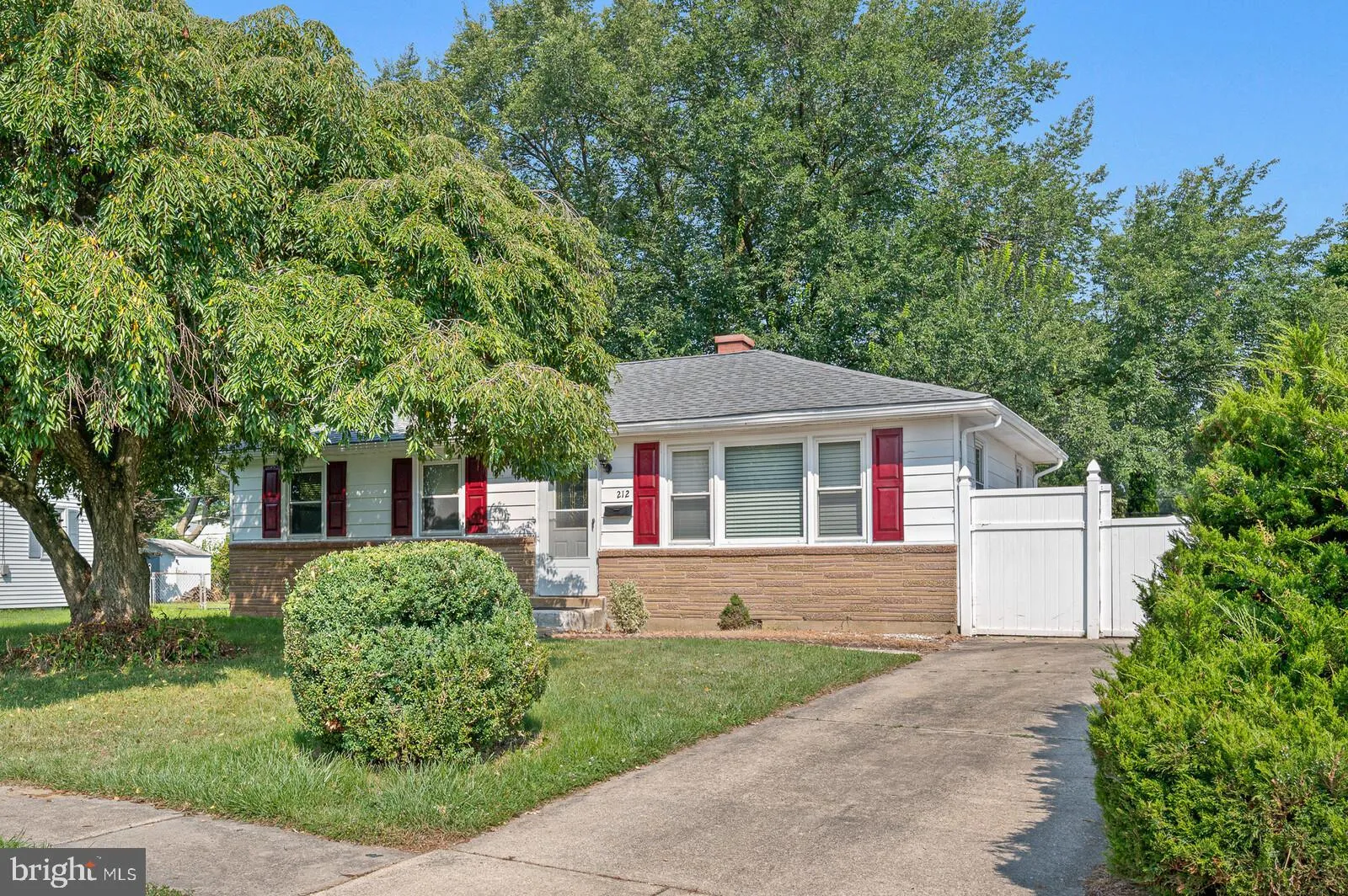 212 N Brownleaf Road, Newark, DE 19713