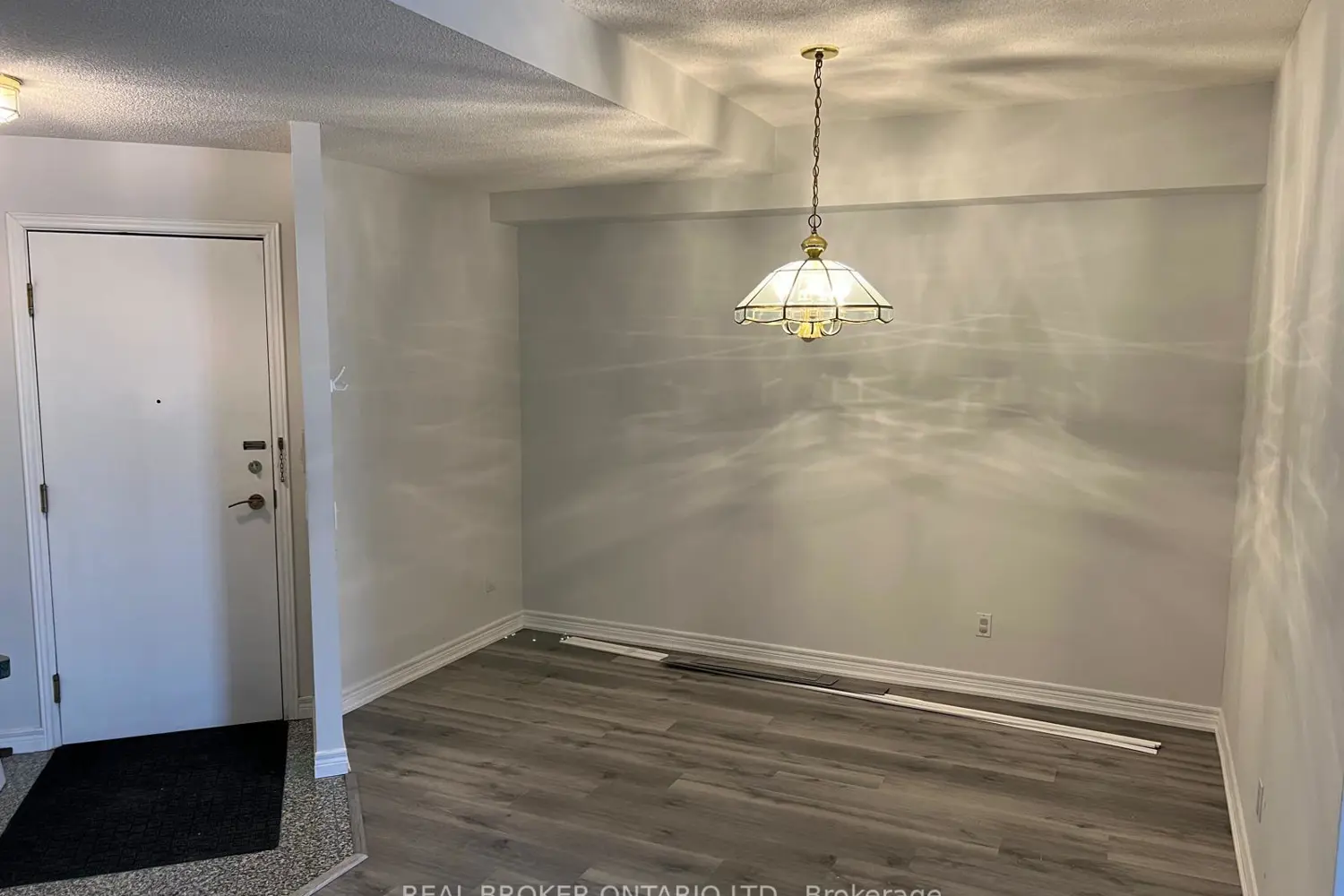 152 St Patrick Street 1107 photo 2