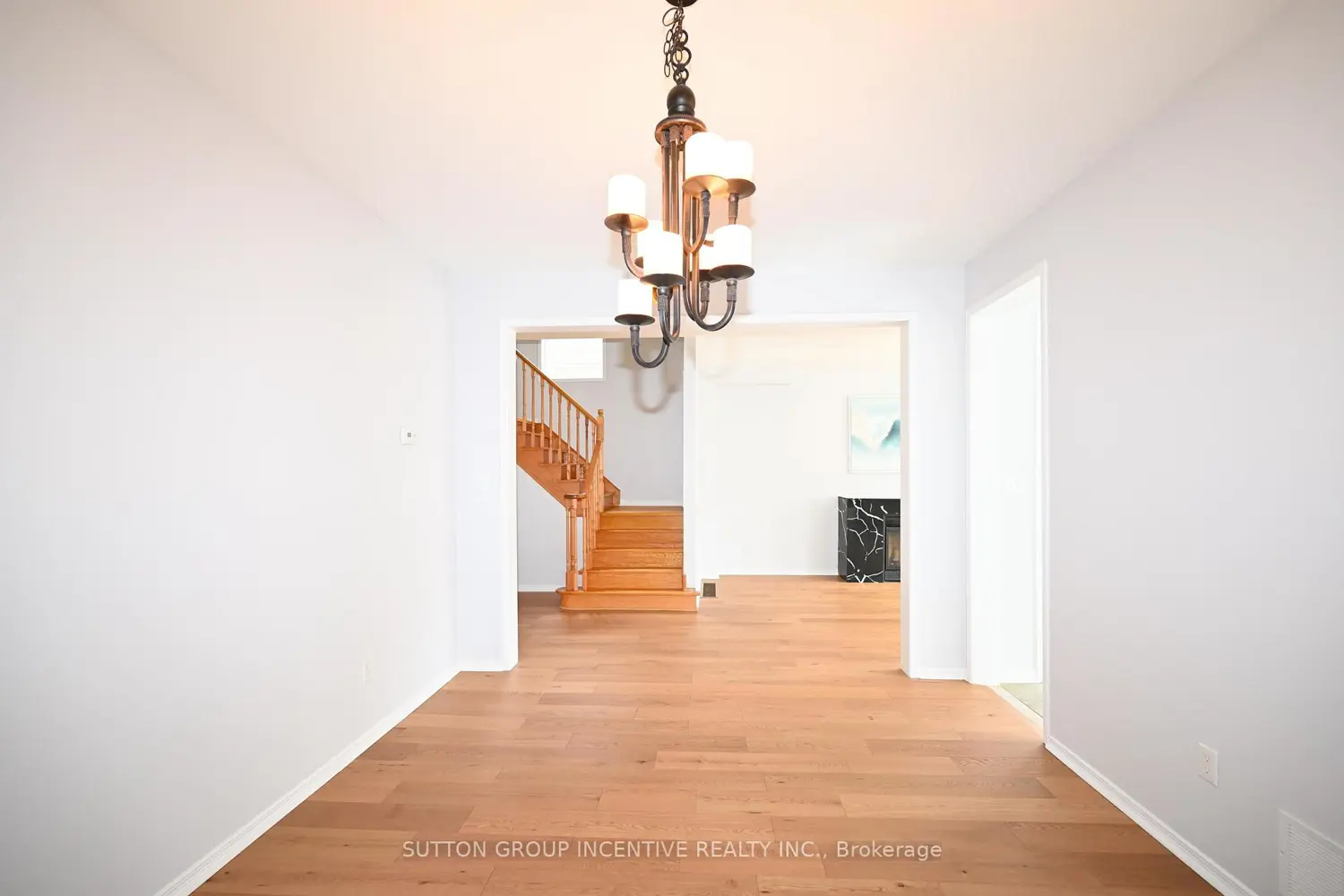 59 Wheelwright Drive photo 5