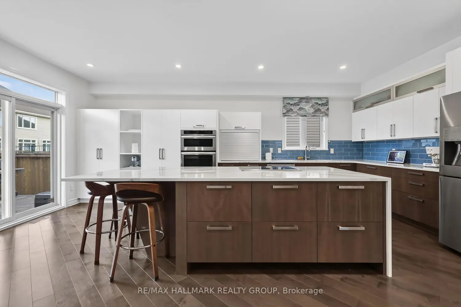 878 Excursion Way photo 5