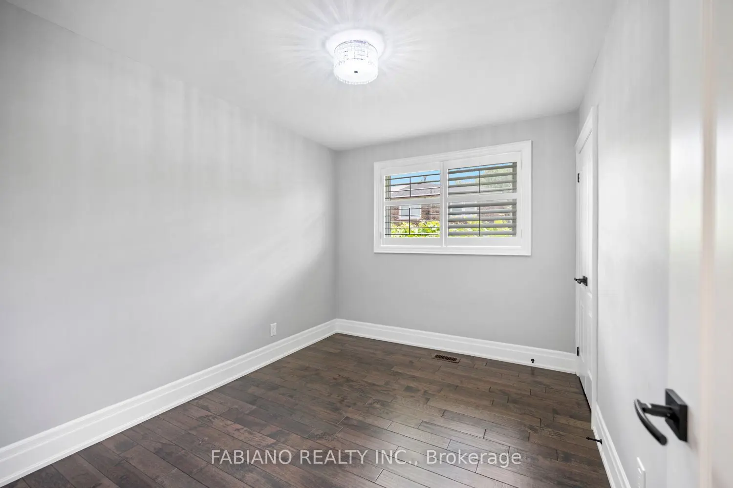48 Sorlyn Avenue photo 4
