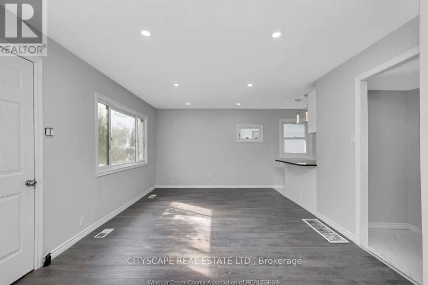 1434 Prince Road photo 2