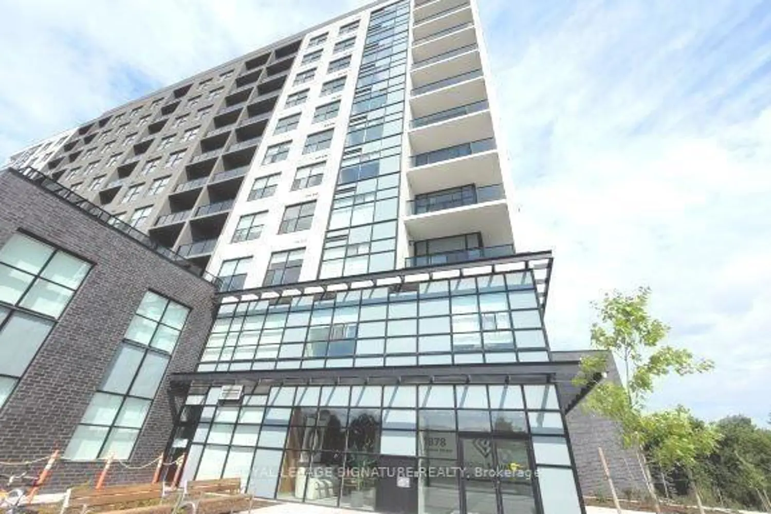 1878 Gordon Street 506
